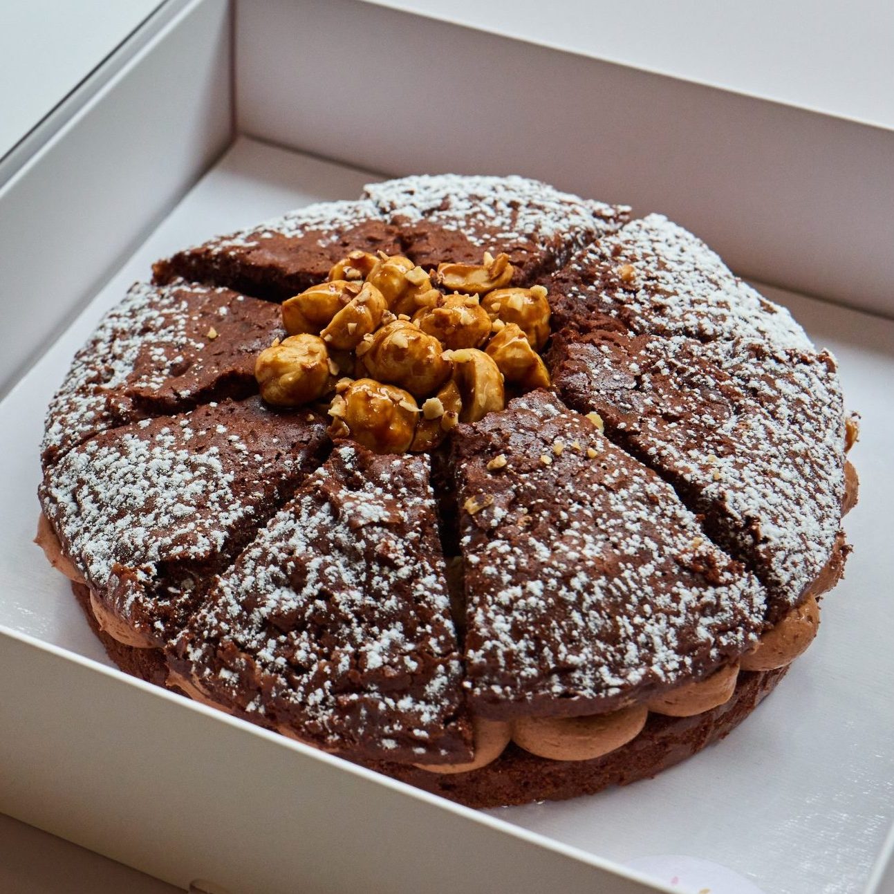 CHICCHISANI 44 Torta chicchisani ( gianduia)
